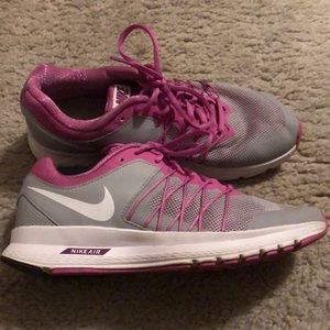Women’s Air Relentless 6 Sneakers